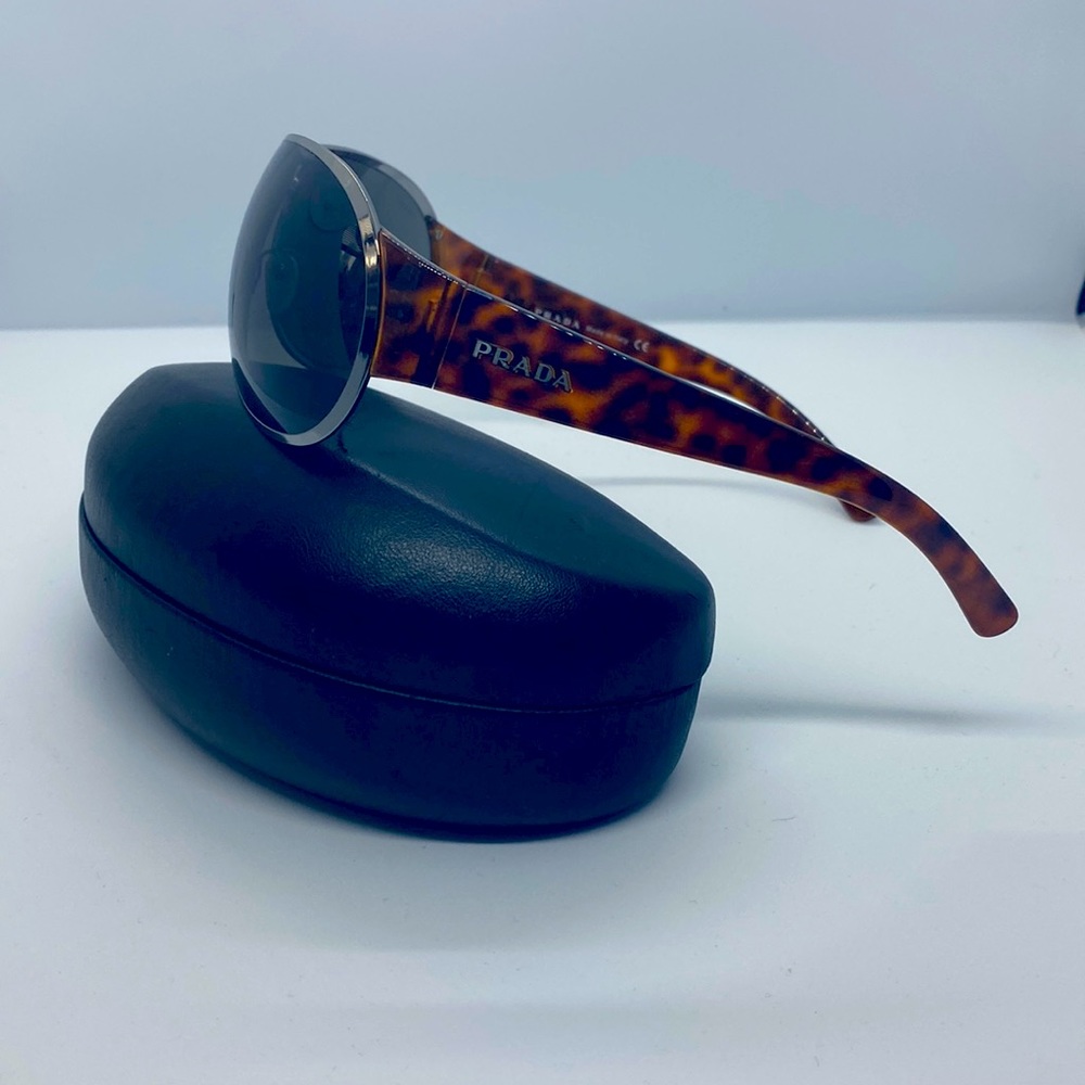 PRADA - sunglasses